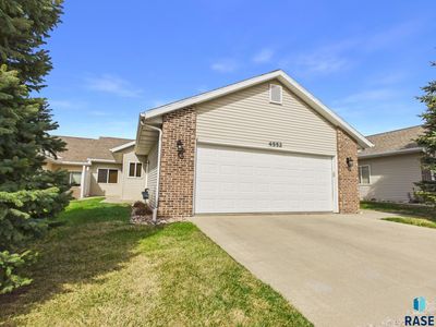 4552 E 49th St, Sioux Falls, SD, 57110