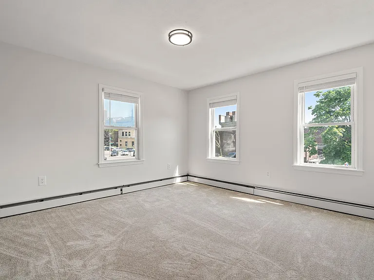 45 Henshaw St — Photo 11