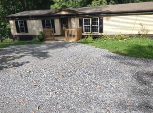 368 Charlie Hicks Rd, Jonesborough, TN 37659