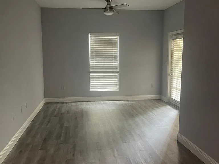 402 S Armenia Ave #114 — Photo 13