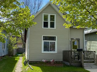 1324 S 9th St, Sheboygan City, WI 53081
