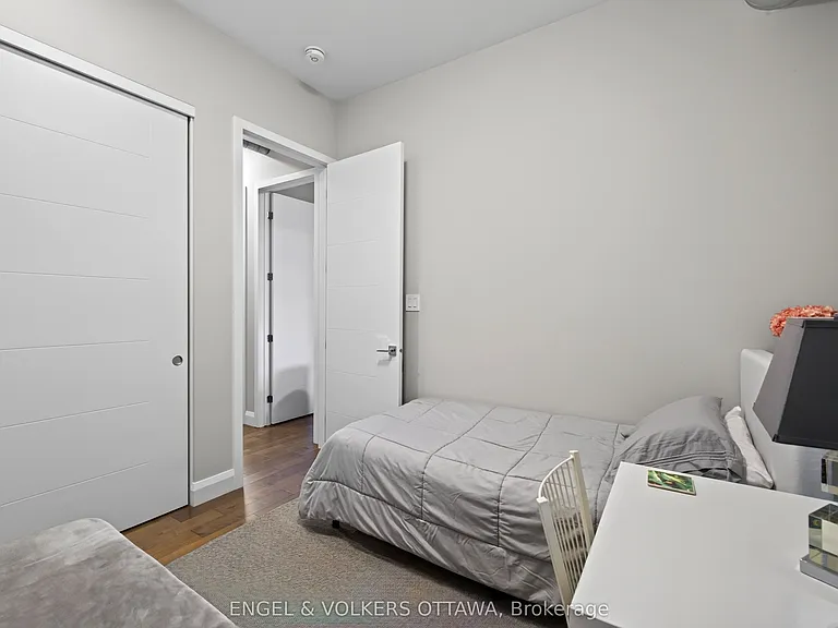 44 Byron Ave #D — Photo 38