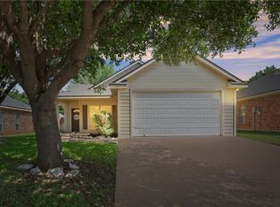 10313 Peony Ln, Waco, TX 76708