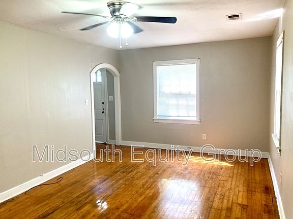 3rd image of 503 E Forest Ave