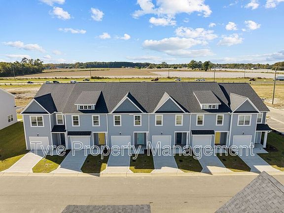 4th image of 2632 Sailor Rose Ln #B