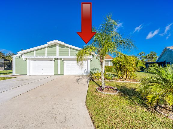 3rd image of 1427 SE Larkwood Circle
