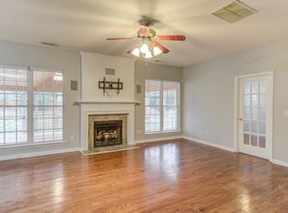 104 Hearthside Ct, Apex, NC 27502