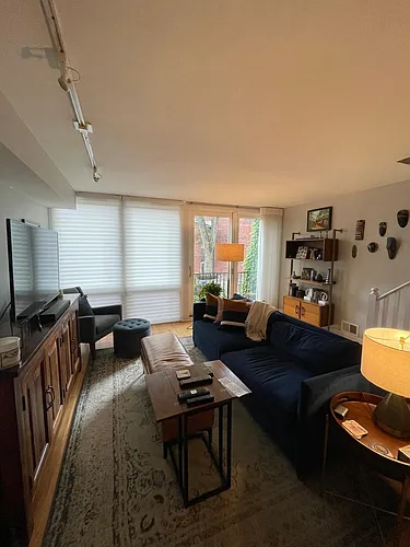 2155 N Lincoln Ave #2 Photo 1
