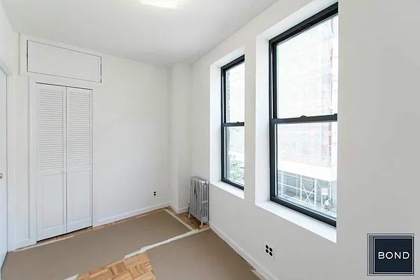 Rented by Bond New York | media 52