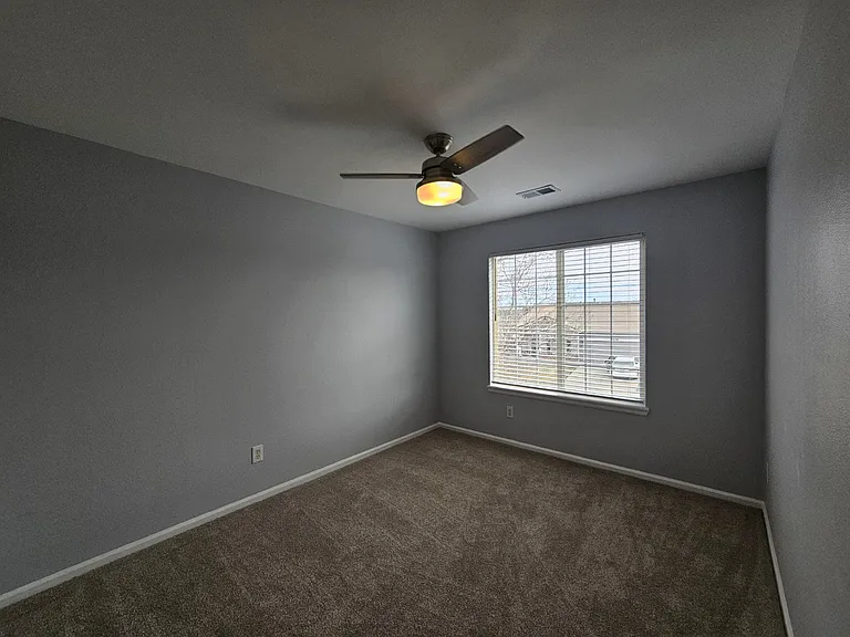 10043 Mackay Dr — Photo 14