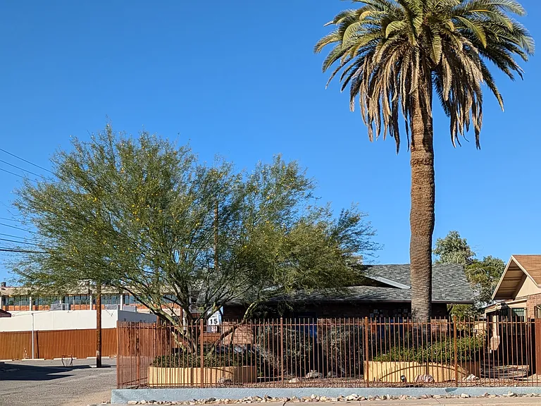 131 E Speedway Blvd — Photo 2