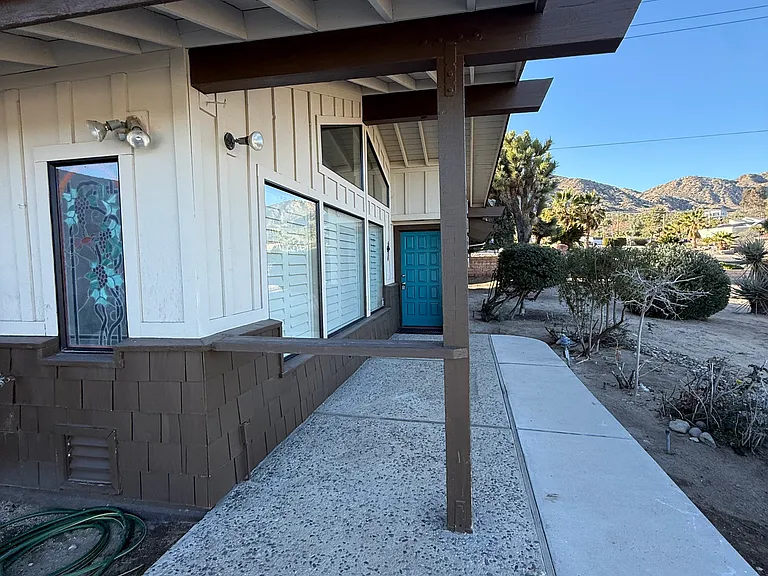 7492 Cardillo Trl — Photo 29