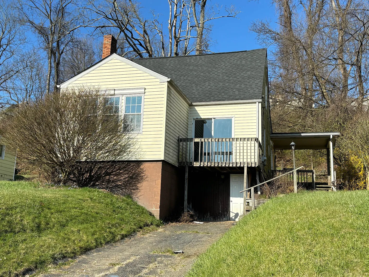 406 Woodland Rd photo 1