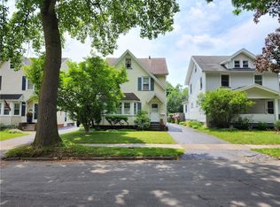 43 Dalkeith Rd, Rochester, NY 14609