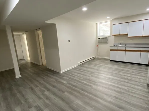 1719 35th St NW APT D, Washington, DC 20007