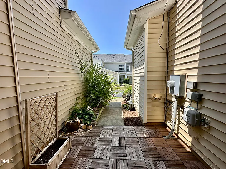 513 Dragby Ln — Photo 27