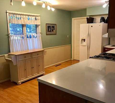 4th image of 1336 Hollywood Dr