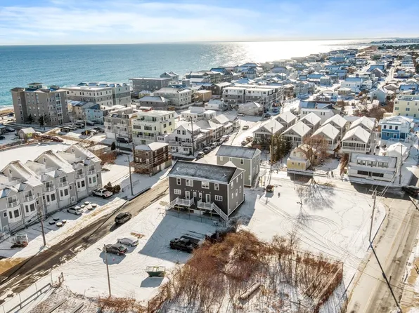 32 Railroad Ave #2, Salisbury, MA 01952