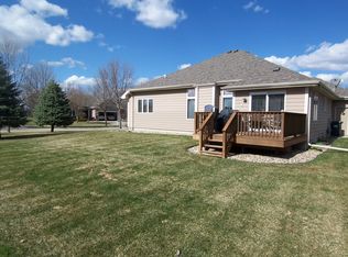 432 Sagebrush Pass, Dakota Dunes, SD 57049