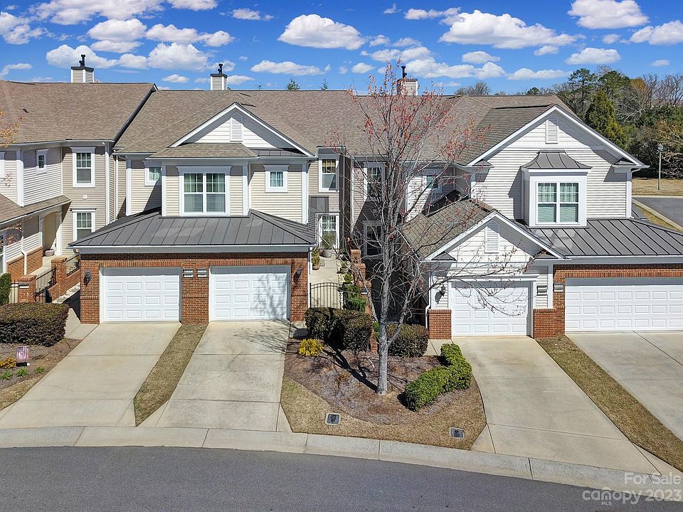 1st image of 46115 Chickadee Ln Unit 201