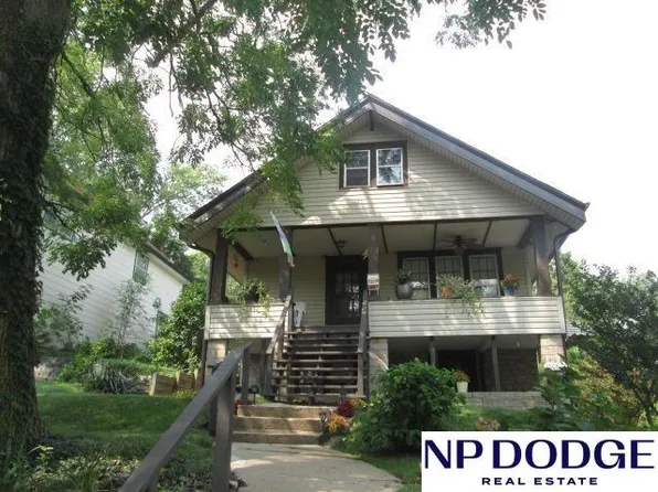 1006 S 40th St, Omaha, NE 68105