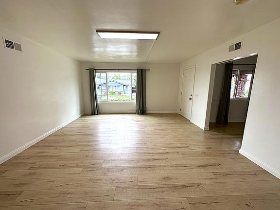 2nd image of 3007 Norsewood Dr