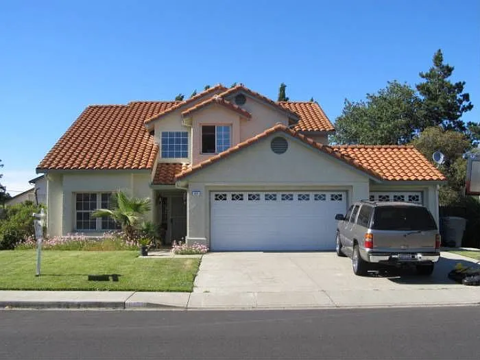 637 Forest Ridge Ln photo 1