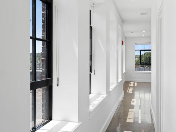 509 Forest Ave #211