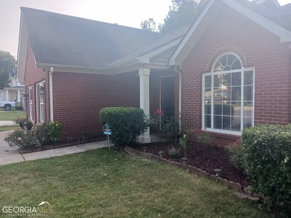 1062 Shasta Ct, Jonesboro, GA 30238