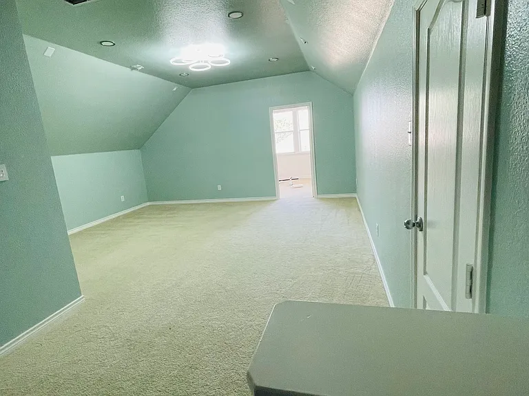 8664 Robertson Dr — Photo 16