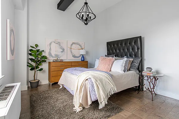 Sold by Compass | media 20