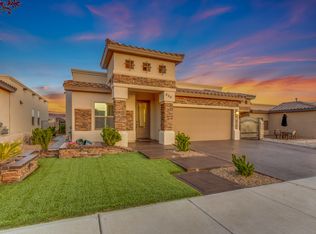 464 Gold Crown Rd, El Paso, TX 79928