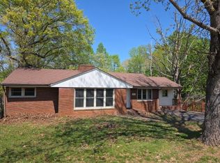 4406 Sunset Dr, Martinsville, VA 24112