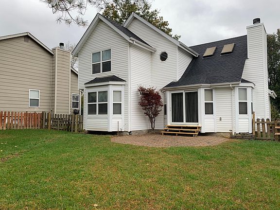 3rd image of 458 Xavier Ct