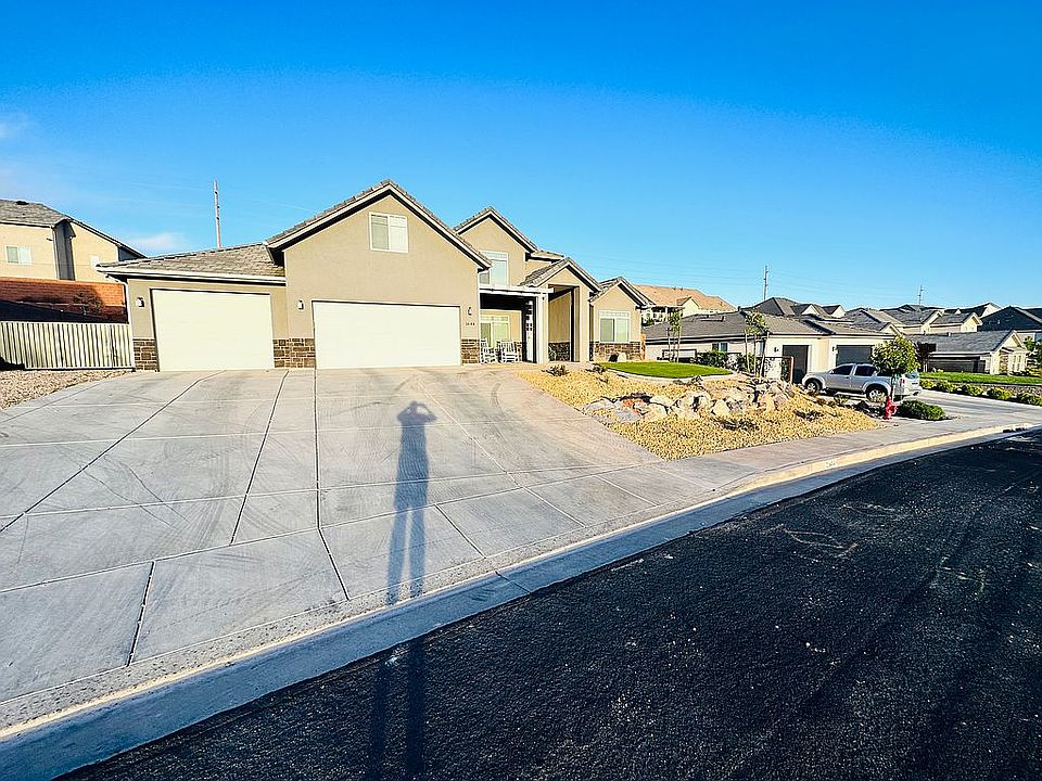 Front yard 