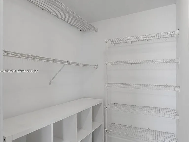 19707 Turnberry Way #16C — Photo 32