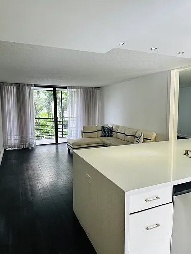 20400 W Country Club Dr #414 Photo 1