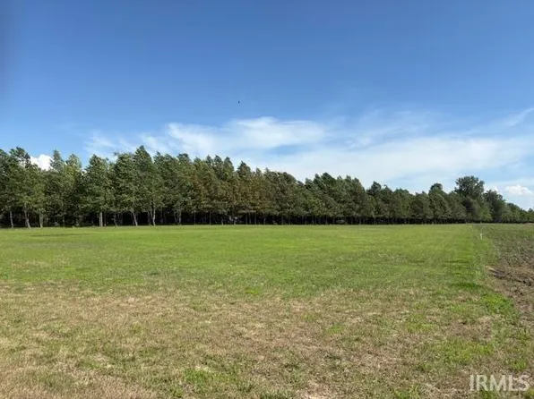 9567 N River Rd, New Haven, IN 46774