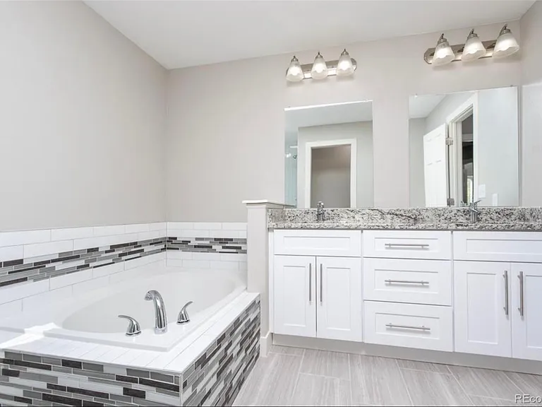 2505 Spring Hill Ct — Photo 16
