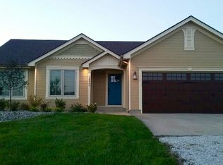 15060 Knight Rd, Basehor, KS 66007