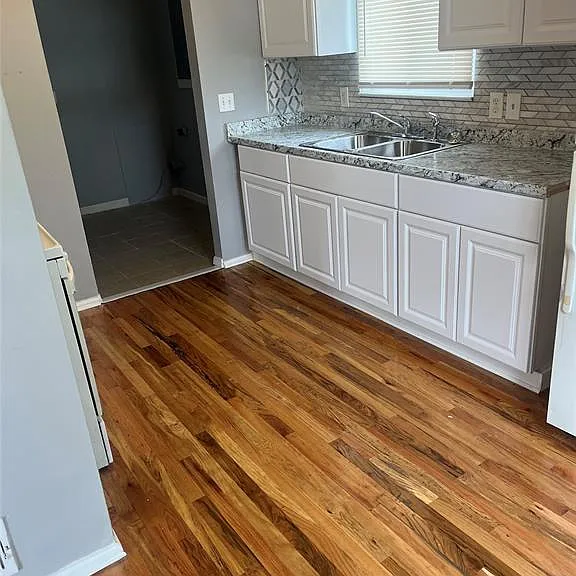 6342 Harold St — Photo 3