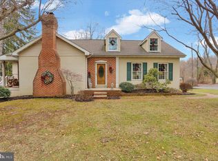 521 Homestead Ln, Mohnton, PA 19540