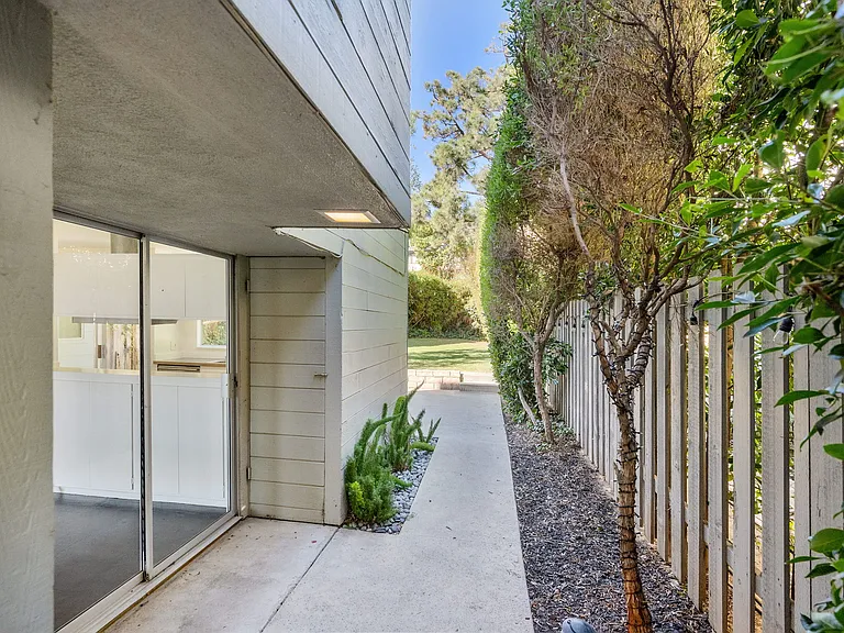 31215 Pacific Coast Hwy — Photo 17