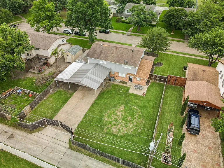 11259 Drummond Dr — Photo 43