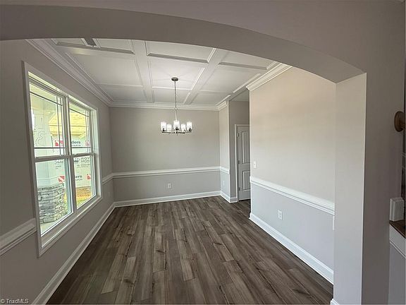 4th image of 1629 Birtwick Park St #37
