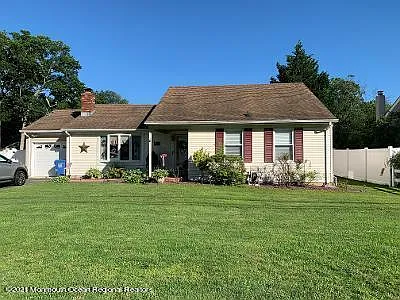 2524 Holly Hill Rd photo 1