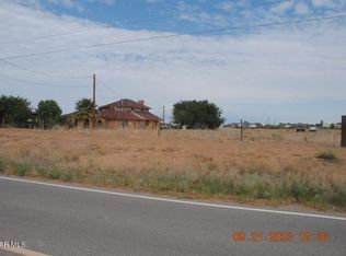 564 E Oasis Dr, Chaparral, NM 88081