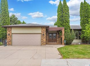 330 WHITESHORE WAY, Saskatoon, SK S7J 4C2