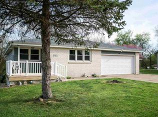 811 Whippoorwill Dr, Washington, IL