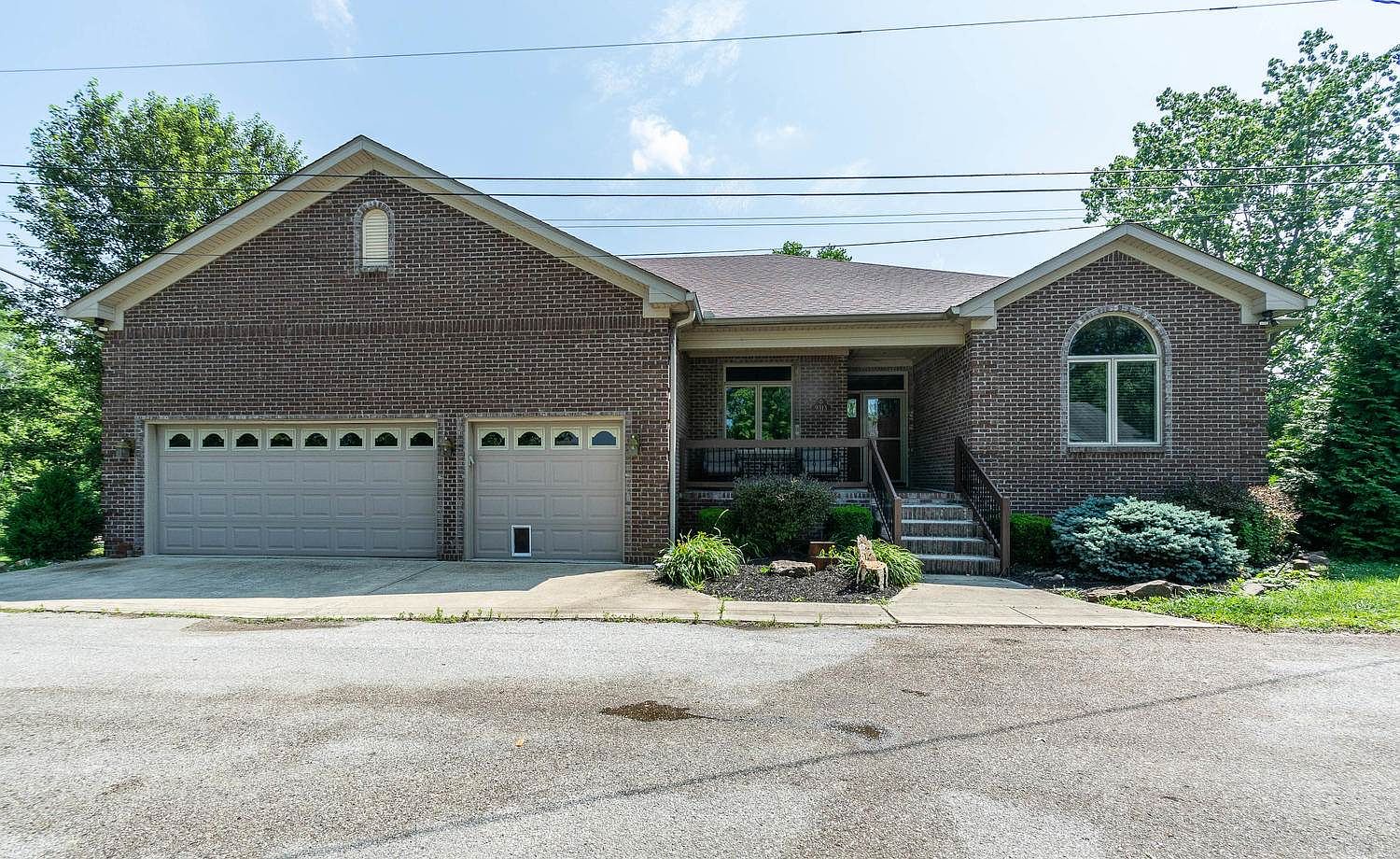 9242 N Gray Ave, Unionville, IN 47468 | Zillow